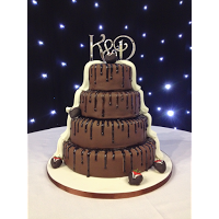 All Shapes and Slices Cake Co   Wedding Cakes, Kent 1068511 Image 5